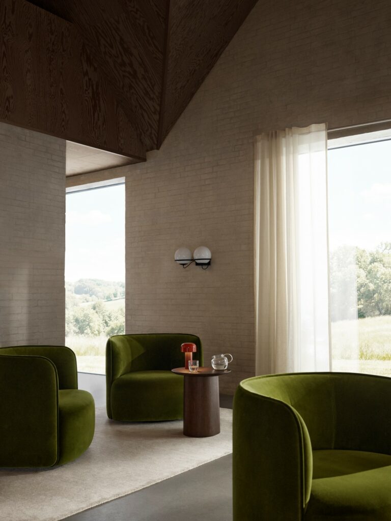 Wendelbo_Lifestyle_Panorama Lounge Chair_Asator col. 0974_Kin Side Table_Dark brown oak_Raya Rug_V1_300 dpi